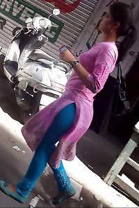 Indian Desi Muslim caboose eyed